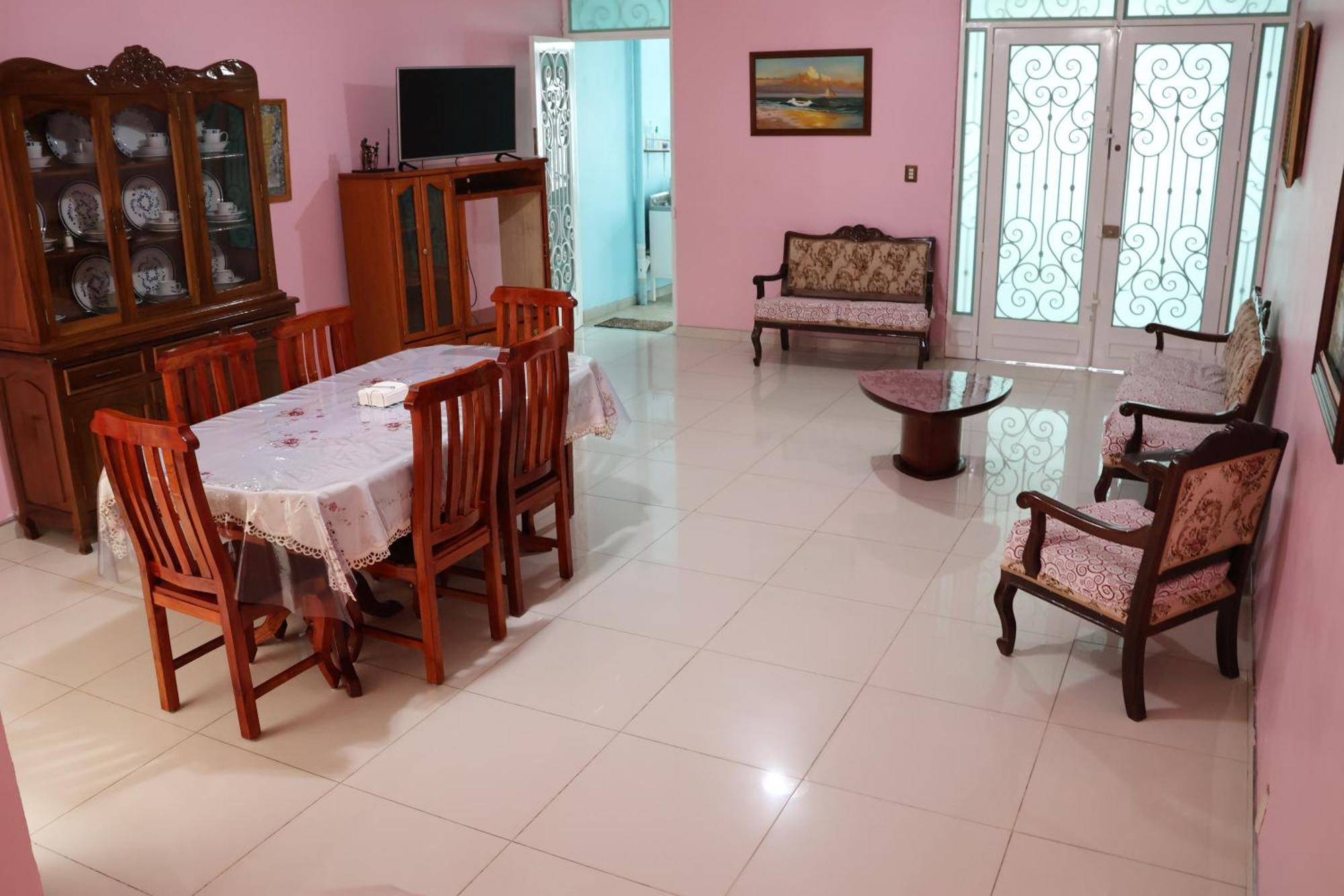 Casa Centrica En Morelia. Holiday home *